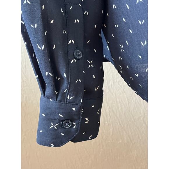 Banana Republic Classic Fit Oversized Button Up Top Drapey Abstract Blue Small - Picture 8 of 13